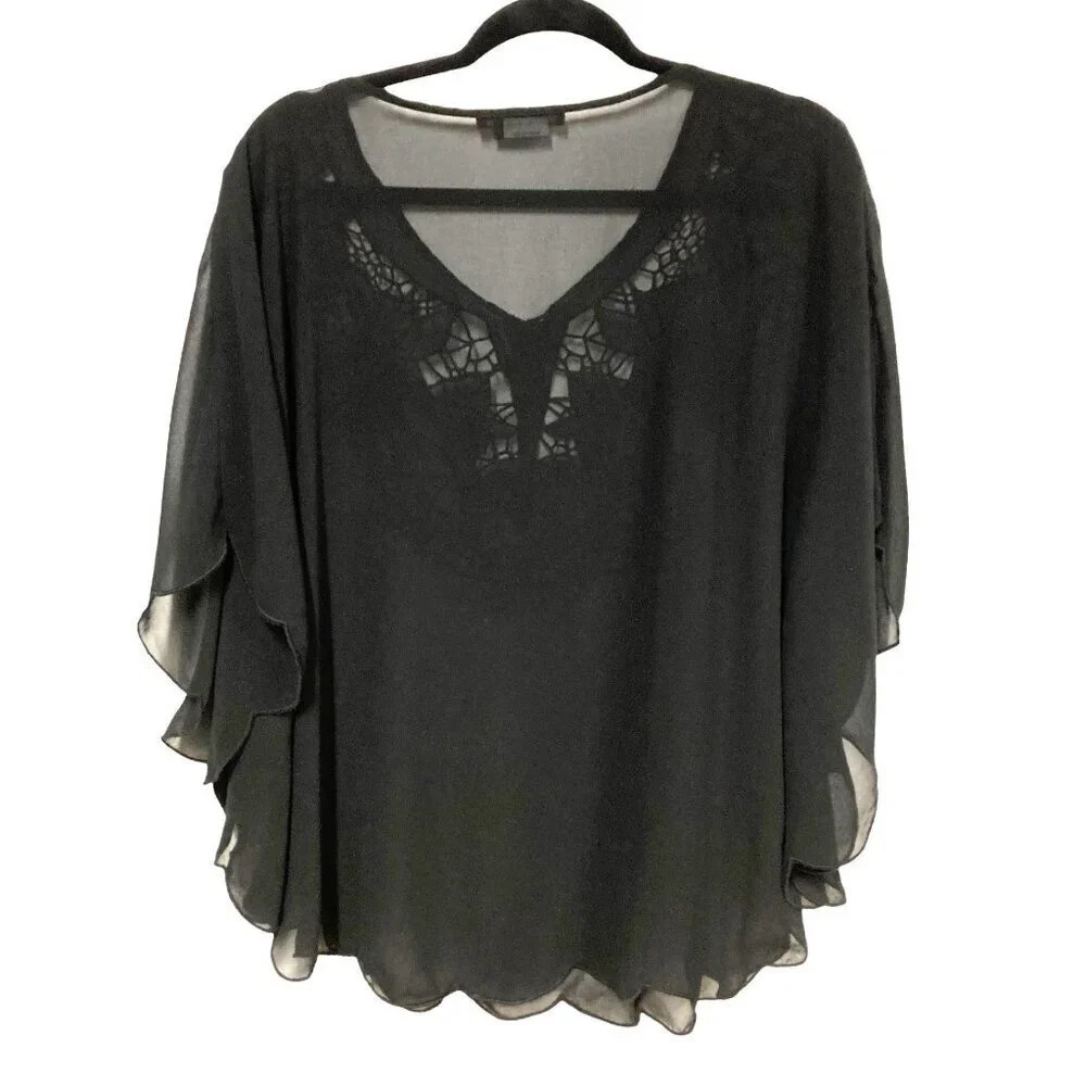 BCBG MaxAzria‎ Blouse Sz Large, Chiffon Batwing Floral Cutouts Boho Witchy Flowy